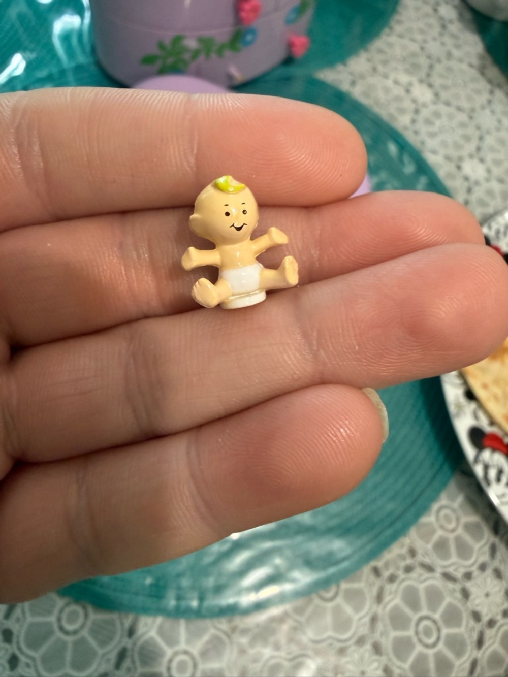 1989 Polly Pocket baby figure from the Midge's Play School